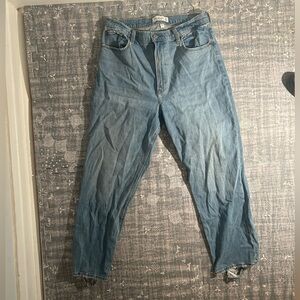 Abercrombie & Fitch Curve Love The Ankle Straight Jeans, Ultra High Rise